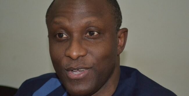 Former President’s aide, Laolu Akande, slammed the wage gap in Nigeria