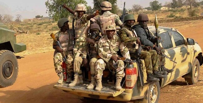 The Nigerian army declared mourning three days for 17 soldiers who fell in Niger