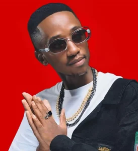 Scotts Maphuma – Love Weshe Weshe Ft Leemackrazy & Fragolagoo (Download MP3)