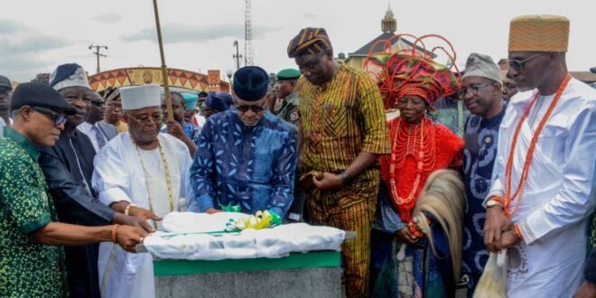 Inhabitun inaugurates the renewal of rock tourism Olumo c …