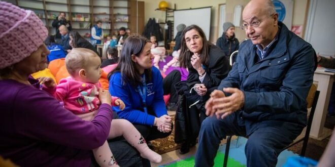 A former refugee faces the world on the run