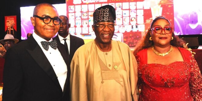 Champion Awards: Gbenga Daniel, Osoba and others hail newspapers’ resilience amid economic turmoil