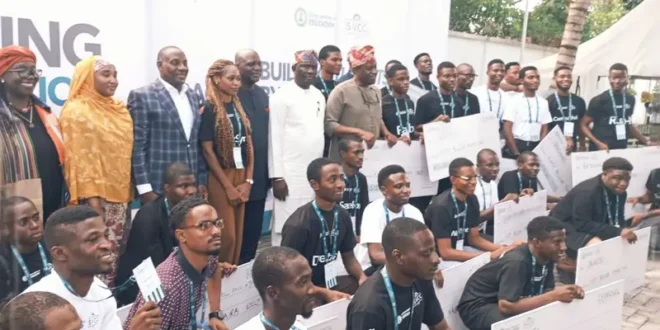 FG inaugurates S-VCG and grants 45 tertiary students ₦50 million each