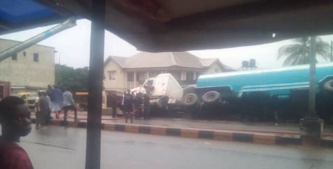 Fuel tanker crushes six people to death in Ibadan