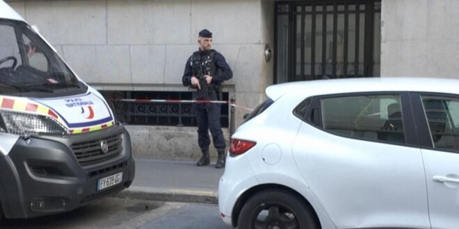 Police foil suspected bomb attack outside Bank of America building in Paris | World News