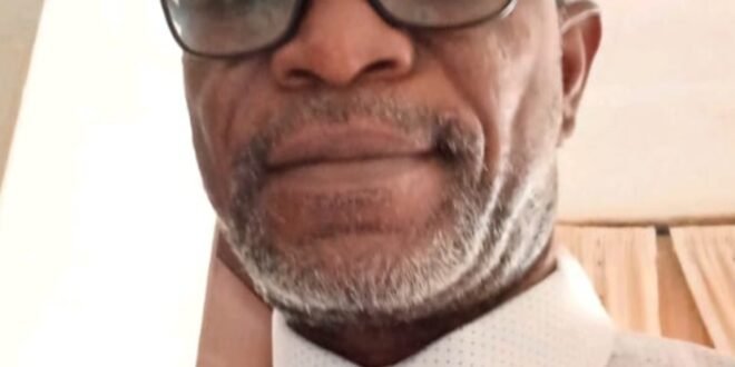 A single candle in the dark: that of an informer…