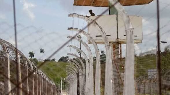 Cuba is preparing to release over 2000 prisoners under pressure from the United States