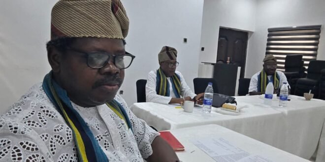 Egba economic summit promotes budget monitoring and promotion of Adire at Abeokuta meeting