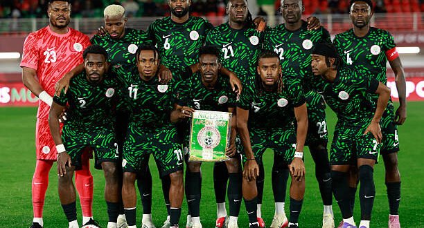 “Never back down”! Alex Iwobi praises Super Eagles teammate’s mentality