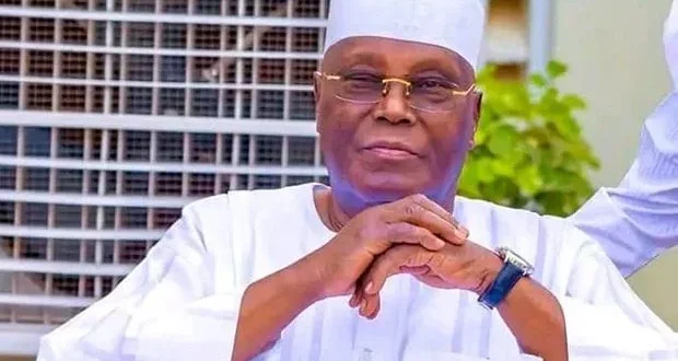 Presidential spokesperson, Sunday Dare, accuses Atiku of…