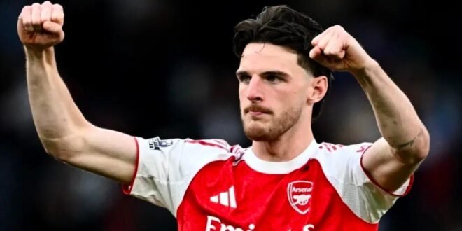 Premier League: Arsenal beat Fulham to move six points clear
