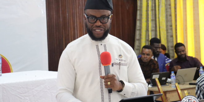 Gov’t to Retire 6,000 Employees 