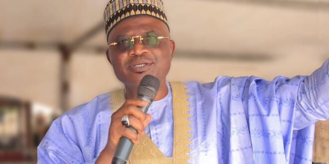 Kent congratulates Ambassador Sanusi Abubakar Gamji on his birthday