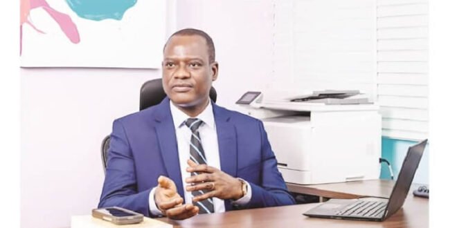 The FG tightened control of public funds, capping ministerial advances at N700,000