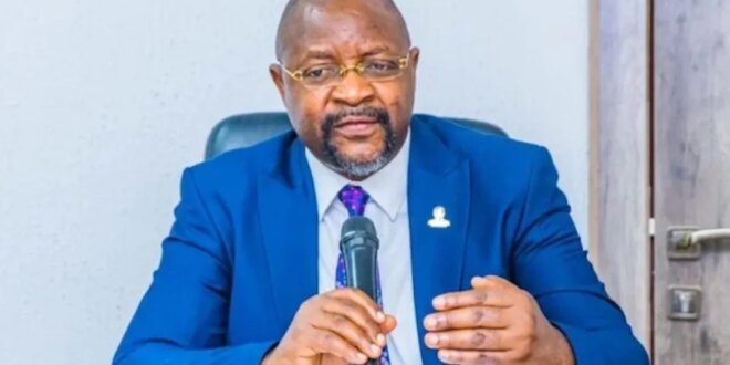 The Presidency defended the First Lady’s ‘akara, kulikuli’ remark, saying there was no harm in starting small