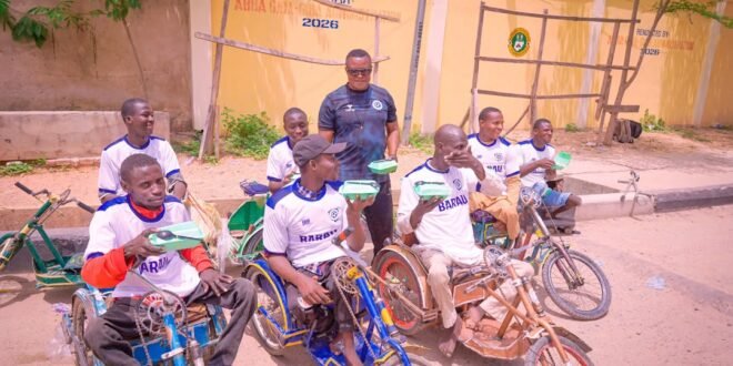 Barau Football Club extends humanitarian support to Kano fans and less privileged people