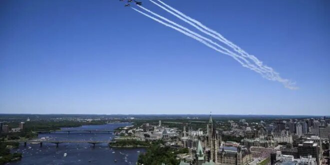 Canada commemorates US Independence Day by flying with fighter jets