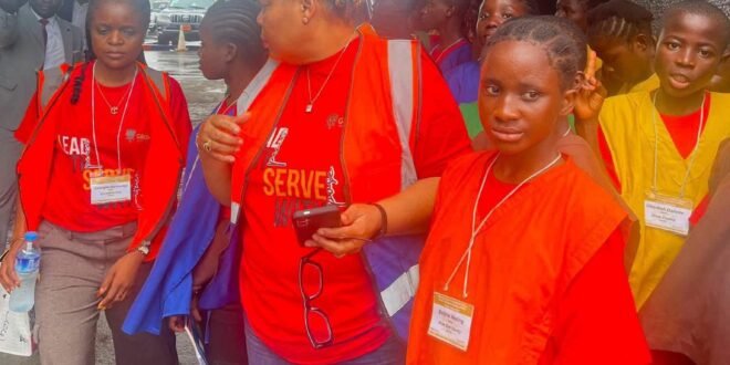 Gbowee, Senate Class Children’s Access to Capitol