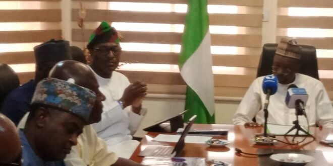 NIWA and NSIB collaborate to address boating accidents on Nigerian waterways
