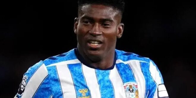 Awoniyi bagged a red card as Coventry won 5-0