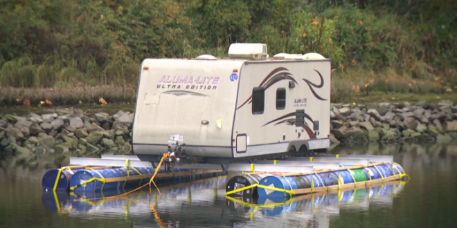 ‘Hillbilly Houseboat’ owner talks about discovery – B.C