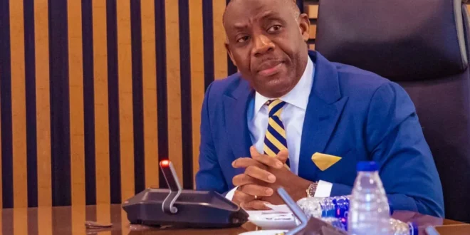 King’s College Row: FG assures workers they will retain civil service status