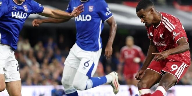 Liverpool beats Ipswich to record first EPL win