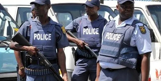 Nigeria issued a security alert to citizens in South Africa, as police found another woman dead