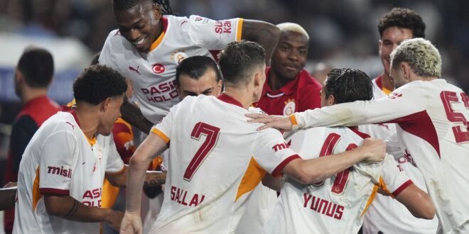 Osimhen: Galatasaray boss gives update on Nigerian’s injuries
