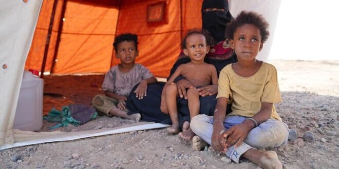 Violence in Yemen deepens concerns over the child hunger crisis