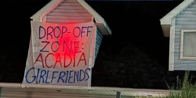 A ‘demeaning’ sign hung during homecoming sparked a response from the chancellor of NS – Halifax university