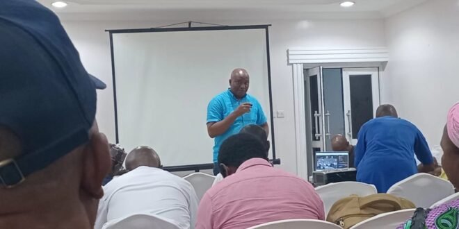 Project management trains staff on artificial intelligence and warns against falling into the digital trap