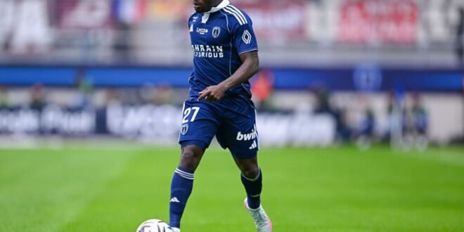 Simon helps Paris FC beat Rennes