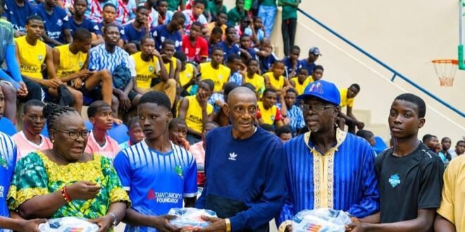 Taiwo Awoniyi Foundation distributes football boots to 350 KKL players
